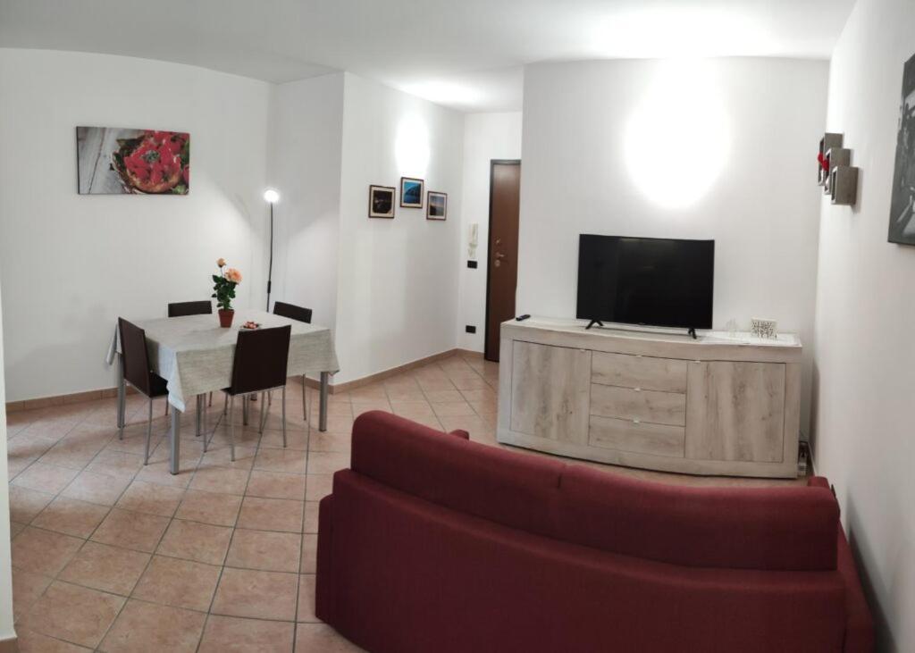 Rosahouse Lägenhet Lecce Exteriör bild