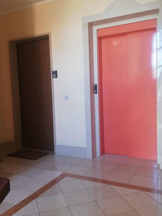 Rosahouse Lägenhet Lecce Exteriör bild
