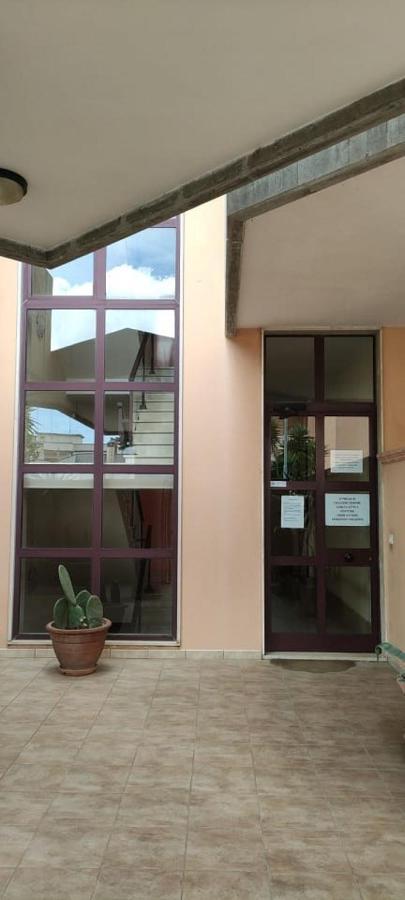 Rosahouse Lägenhet Lecce Exteriör bild